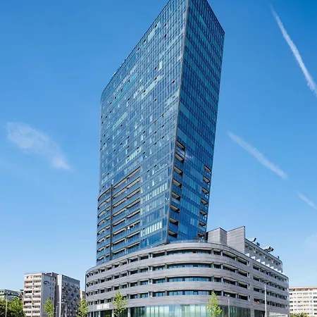 Apartament Skyline Z Basenem - Hanza Tower